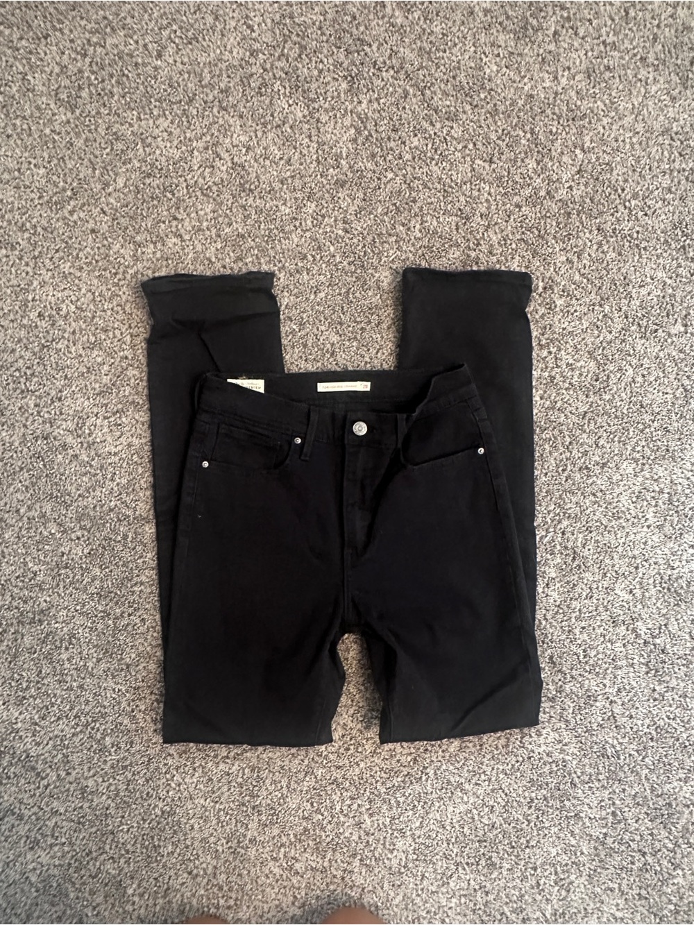 Levi’s 724 high rise straight size 28